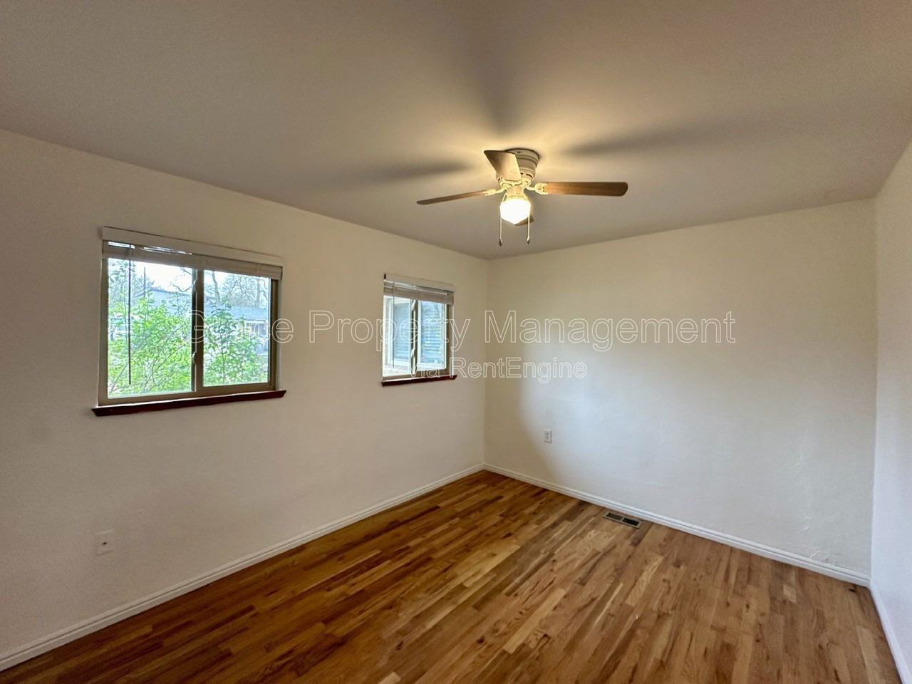 1330 Otis St - Photo 6 of 14