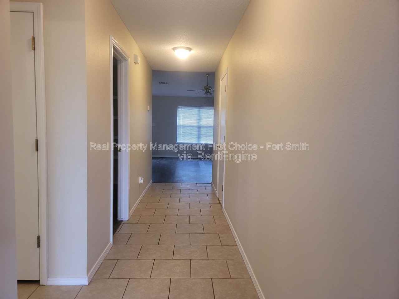 3802 Owen St - Photo 3 of 23