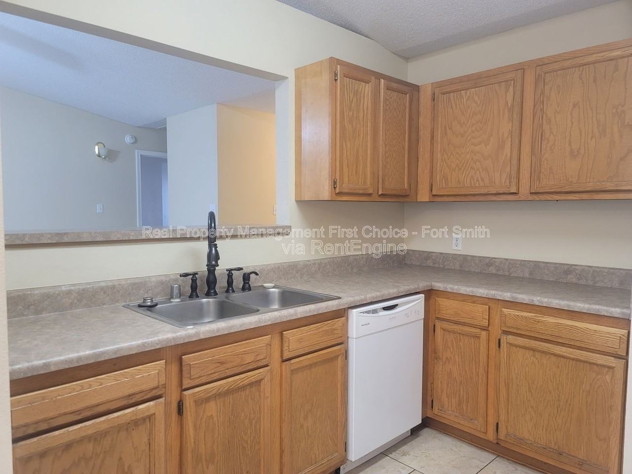 3802 Owen St - Photo 7 of 22