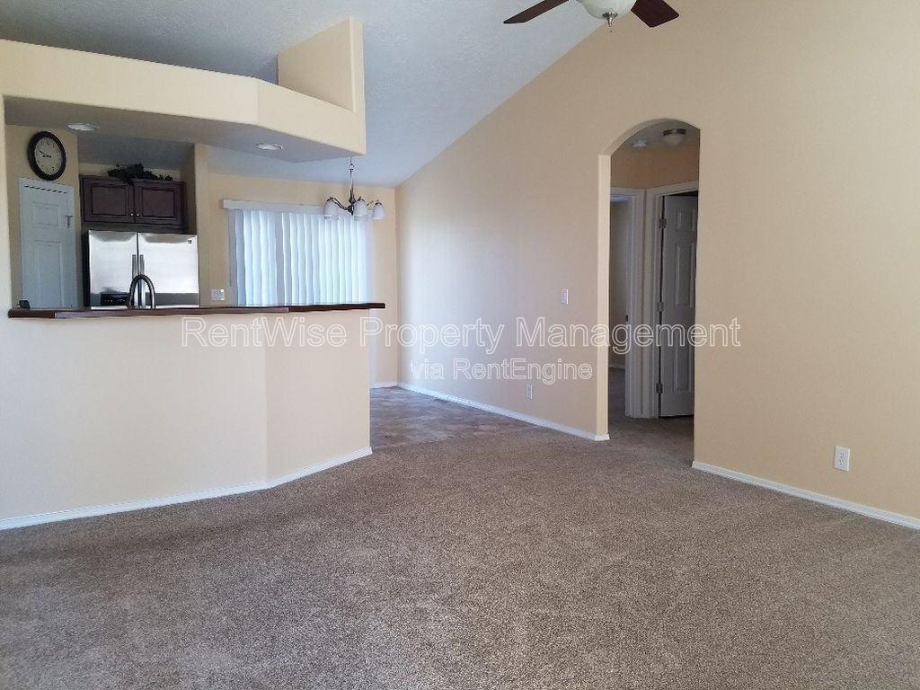 2508 Boulder Ave - Photo 5 of 6