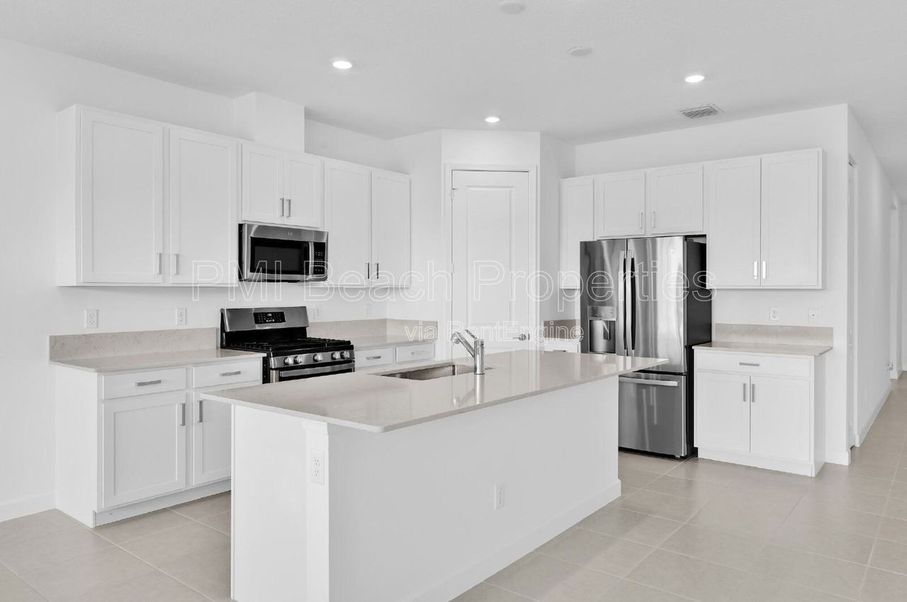 1799 Wandering Willow Way - Photo 2 of 33