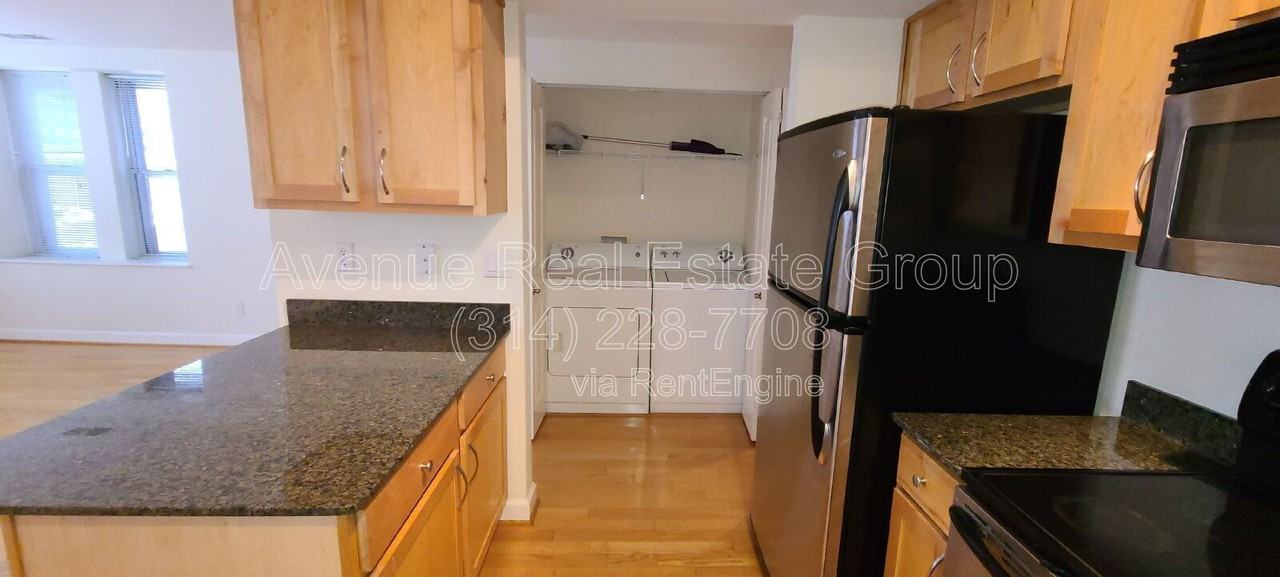 5360 Pershing Ave #6A - Photo 6 of 11