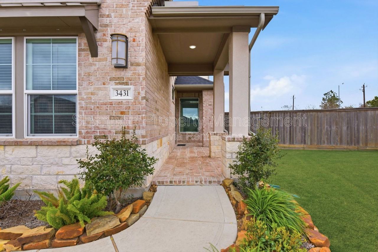 3431 Mckinney Ridge Dr - Photo 7 of 45