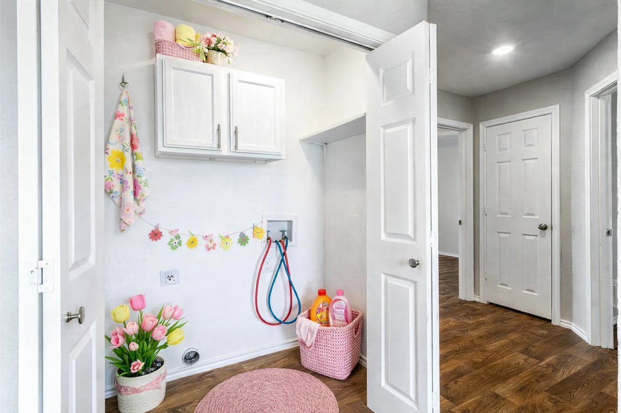 Cottage Row Apartments - Photo 3 of 50