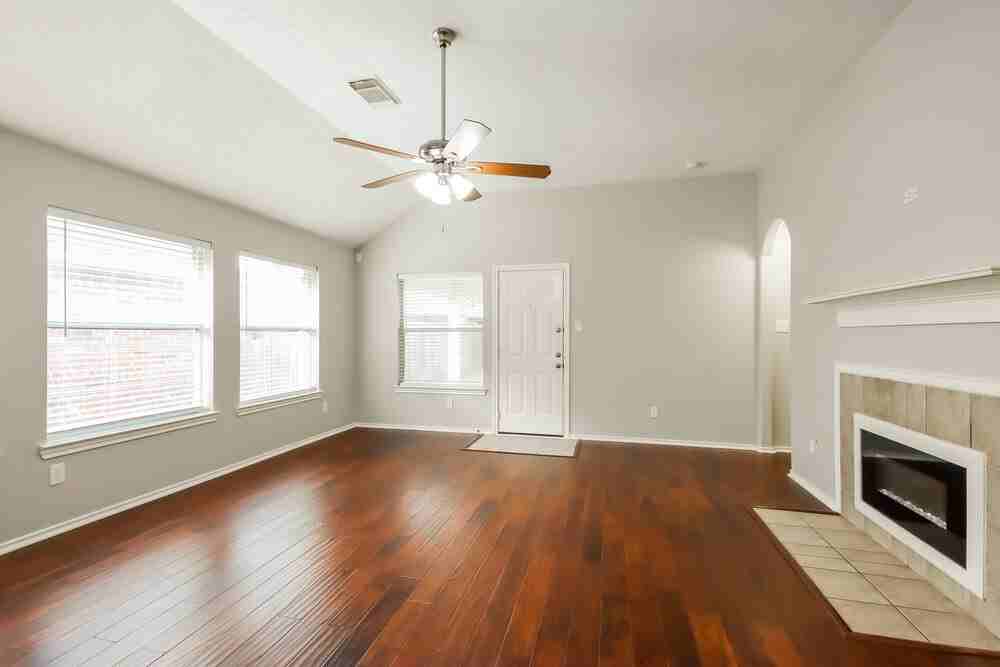 6819 Rockwall Trail Dr - Photo 3 of 16