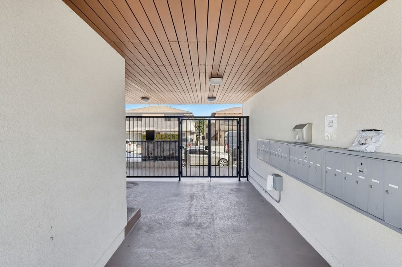 25829 Viana - Photo 5 of 23