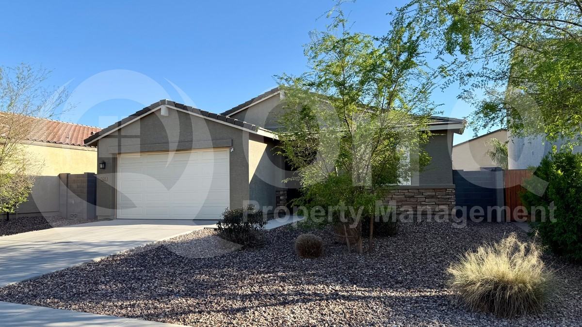 625 W Panola Dr - Photo 2 of 23