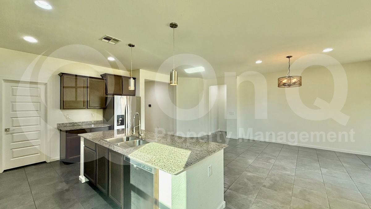 625 W Panola Dr - Photo 7 of 23