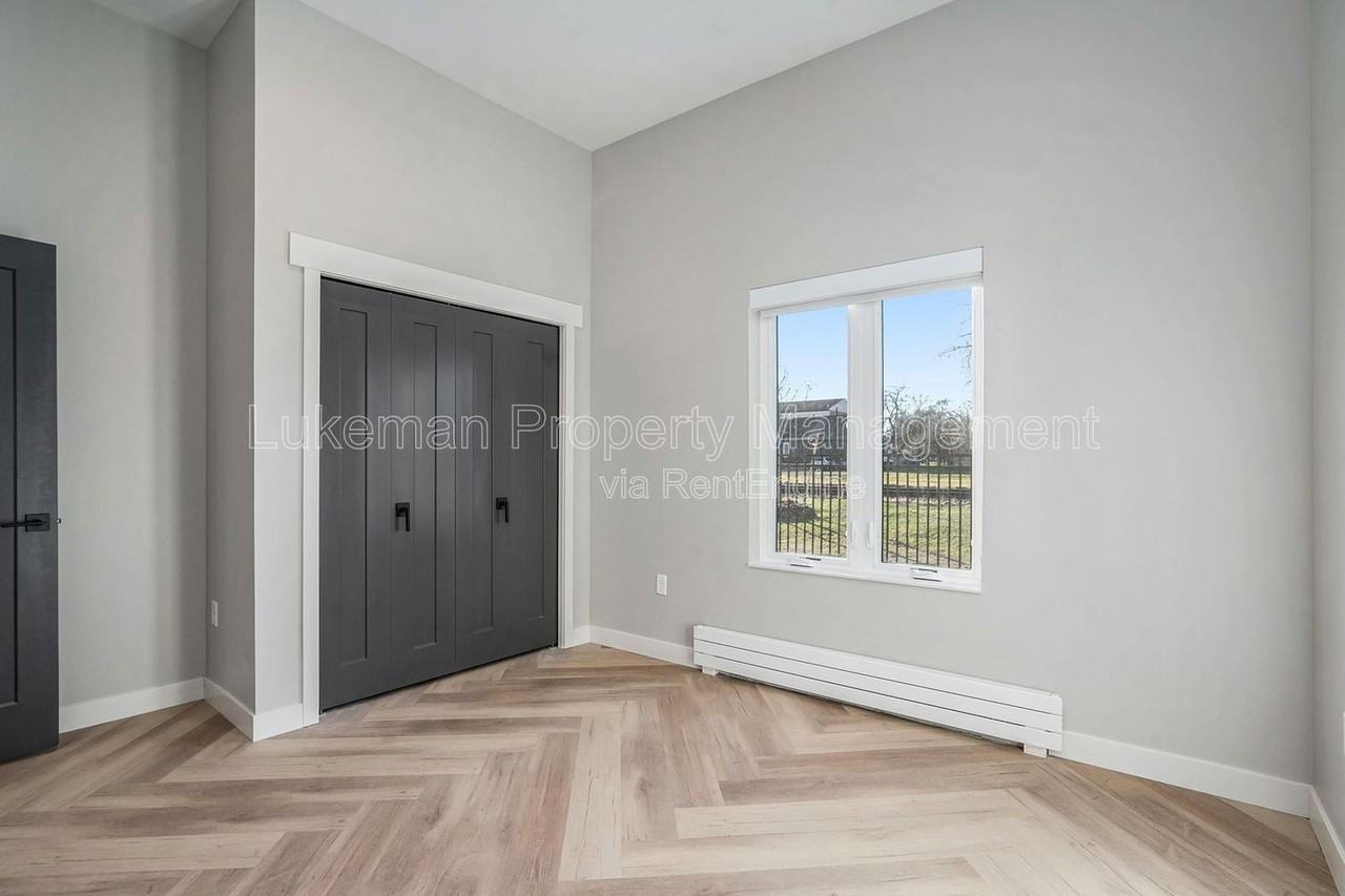 815 N Pitcher St #1 - Photo 5 of 20