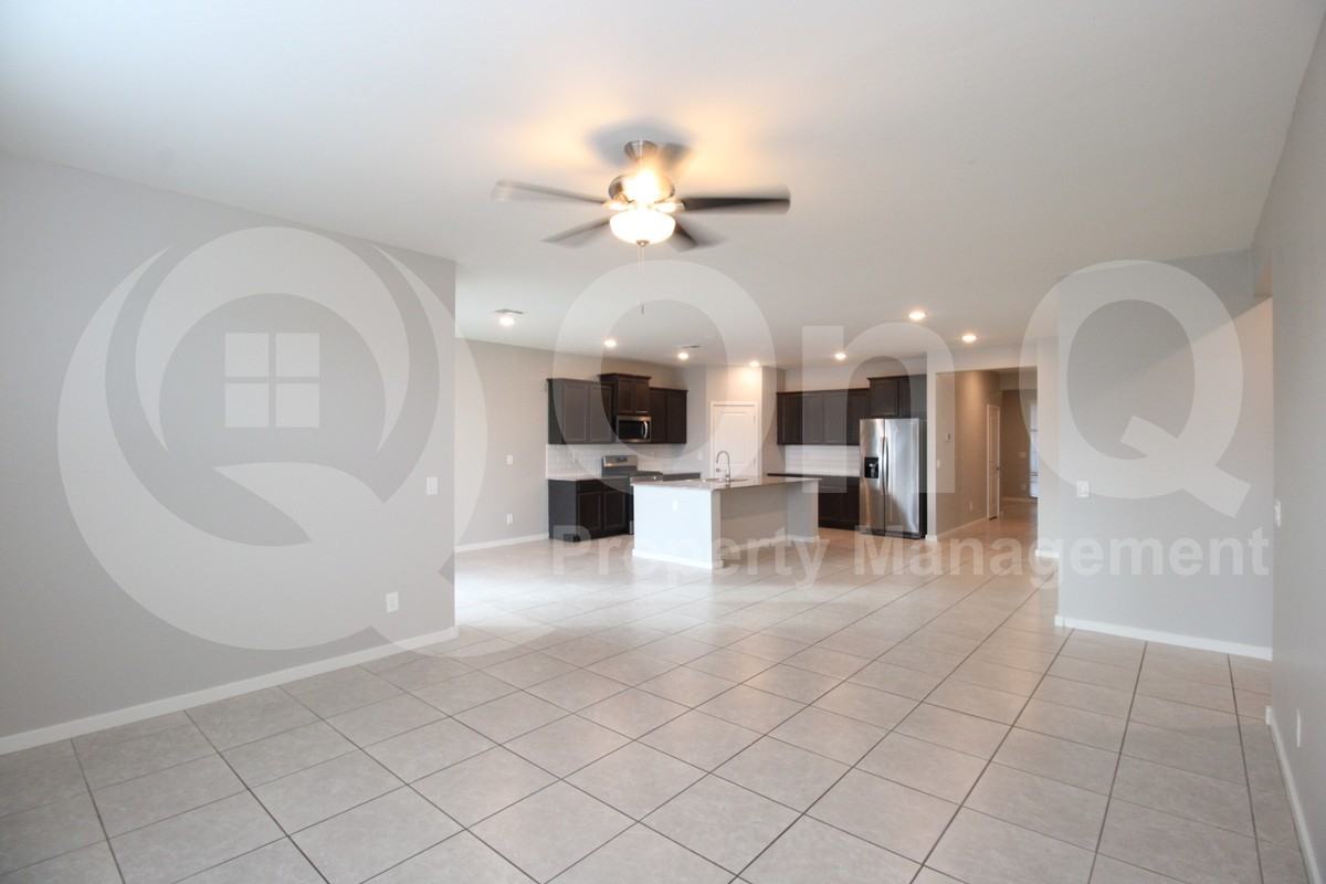 7043 E Gamebird Way - Photo 7 of 24