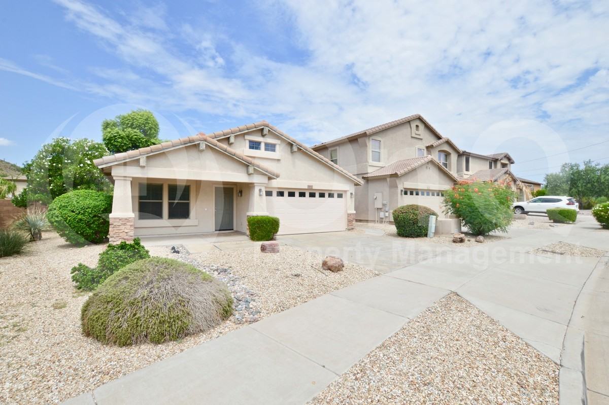 1922 E Patrick Ln - Photo 2 of 26