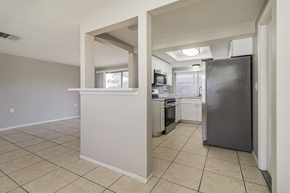 5208 School Rd - Photo 7 of 16