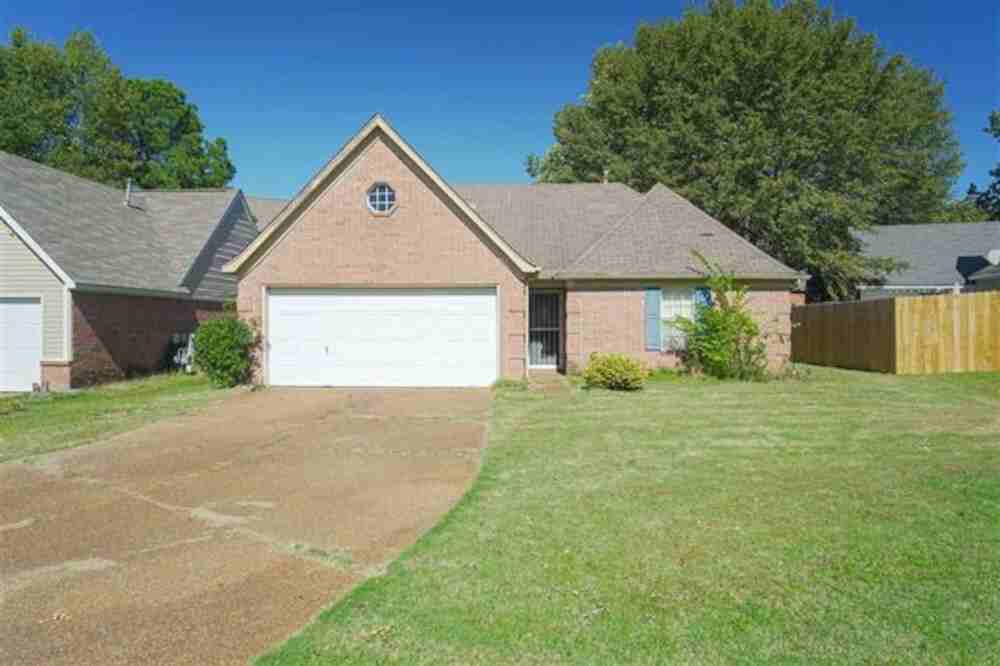 7938 Annes Cir - Photo 2 of 18