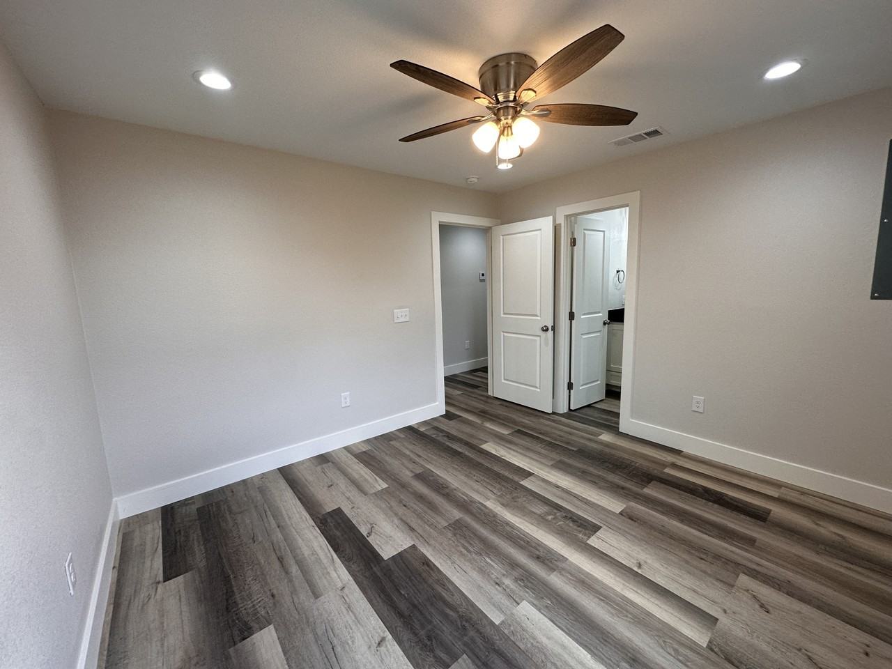 1456 County Rd #B - Photo 2 of 17