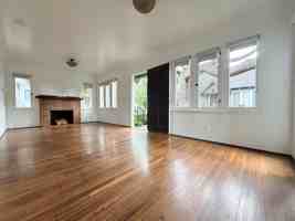 featured image of 330 Palm Dr