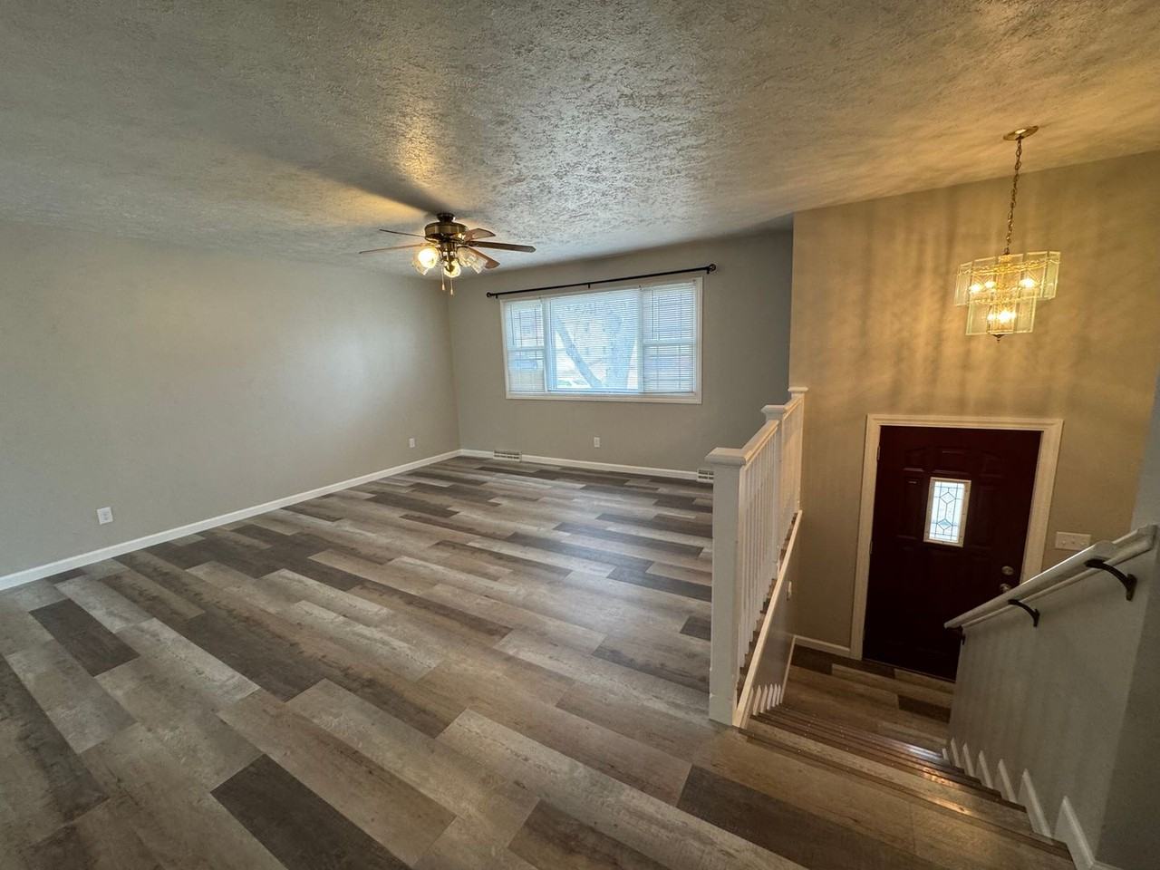 2311 Highland Dr - Photo 3 of 23