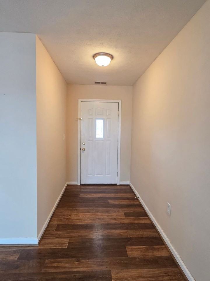 104 Dante Ct - Photo 3 of 27