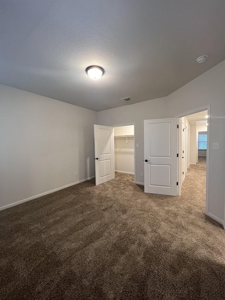 13851 Enzo Gate #101 - Photo 5 of 38