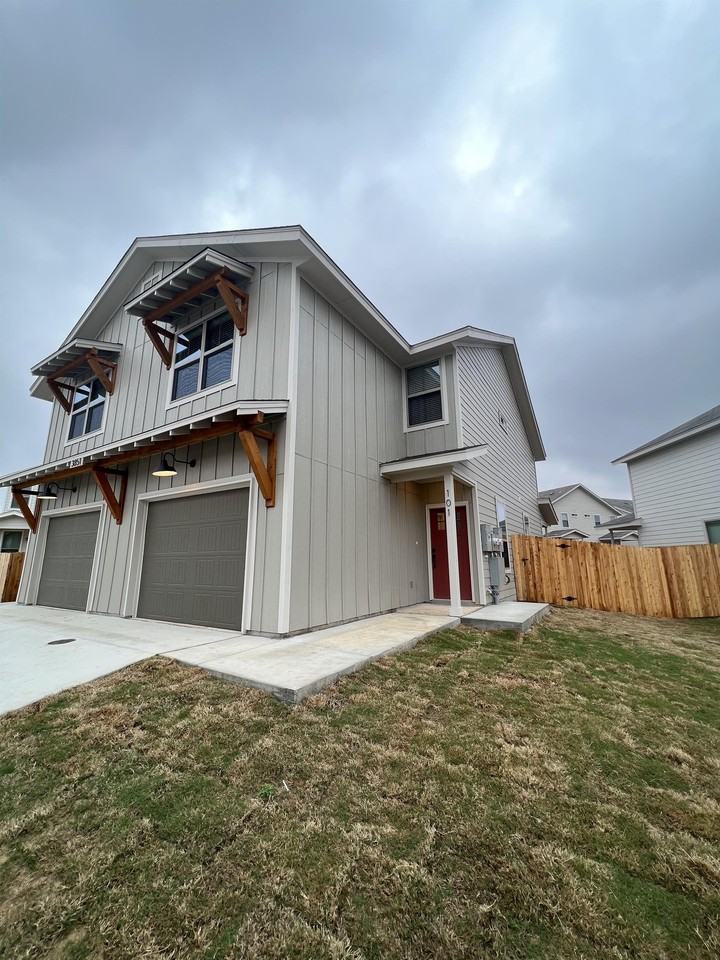 13851 Enzo Gate #101 - Photo 6 of 38