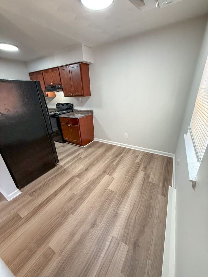 32 Fenner - Photo 4 of 37