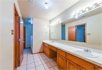 106 Davis Ln - Photo 2 of 20