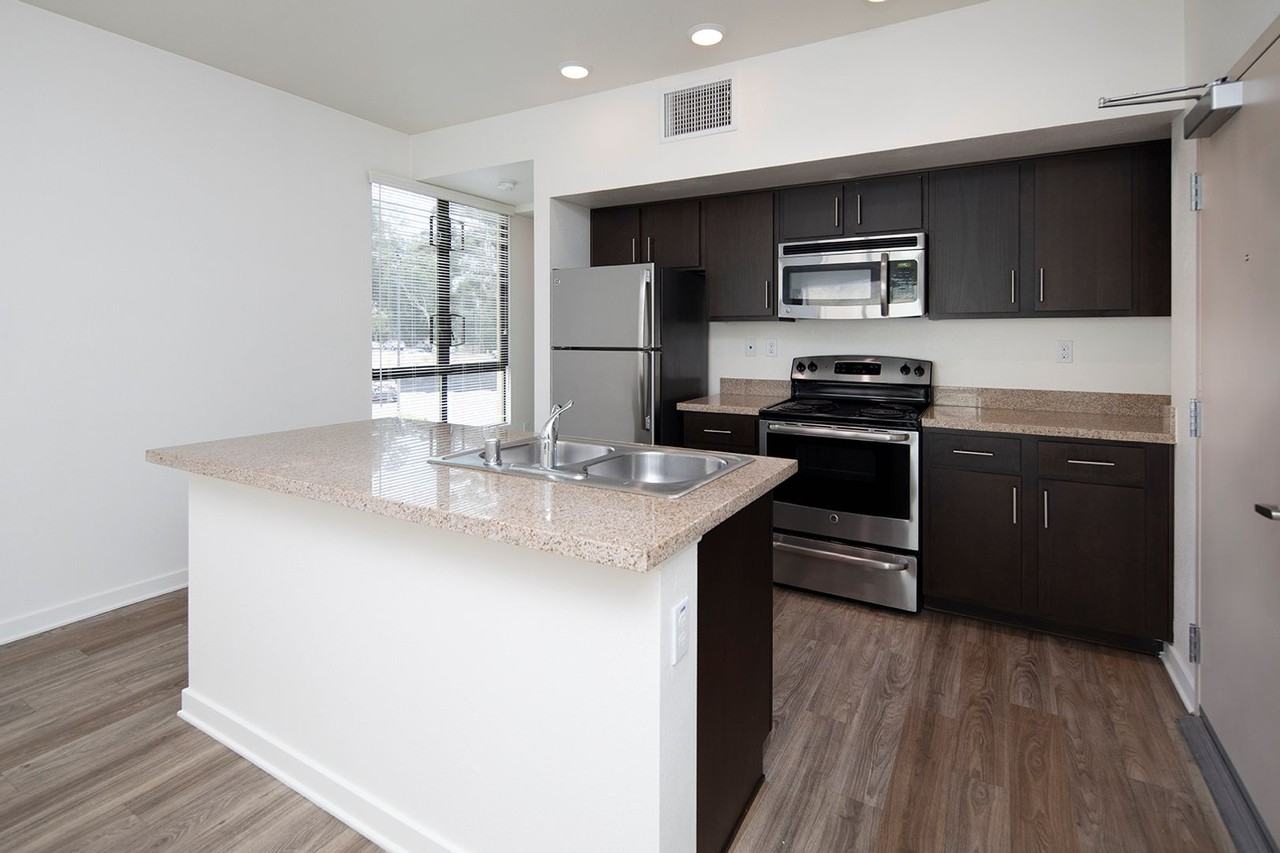 The Quarry Apartments - Photo 4 of 31