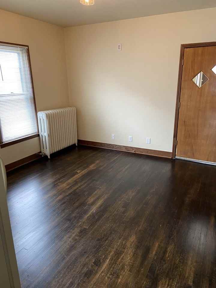 1922 Lasalle St - Photo 3 of 13