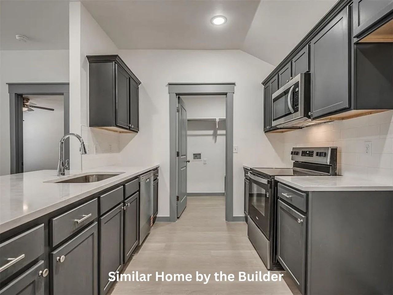 917 Nw 87th St - Photo 2 of 41