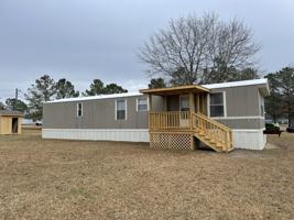 featured image of 115 Duck Pond Ln #5