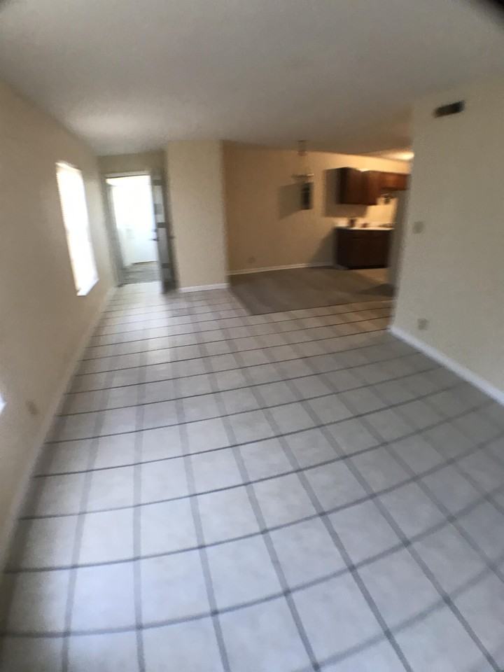 6809 Adrian Rd #B - Photo 5 of 7