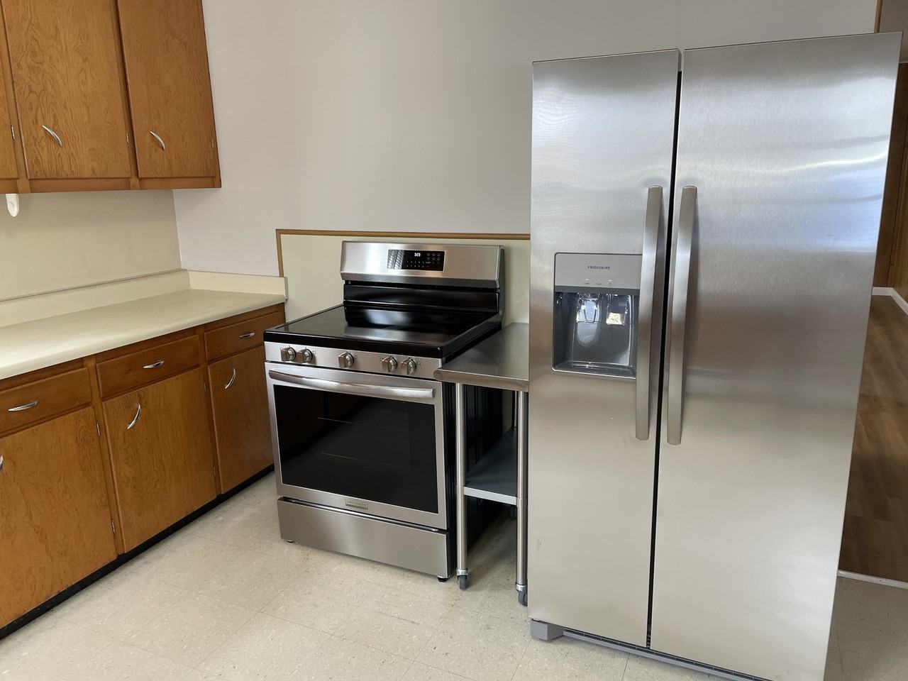 565 School St #1R - Photo 7 of 17