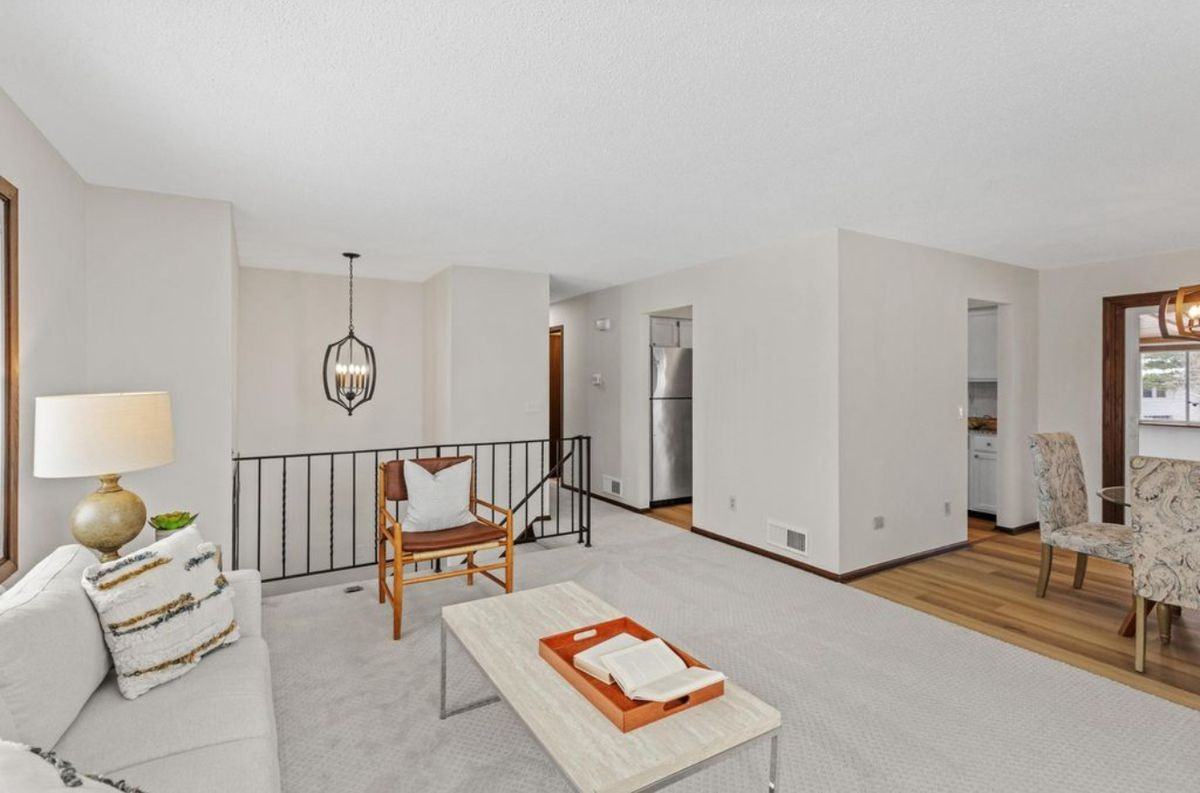 8372 Kentucky Ave N - Photo 6 of 13