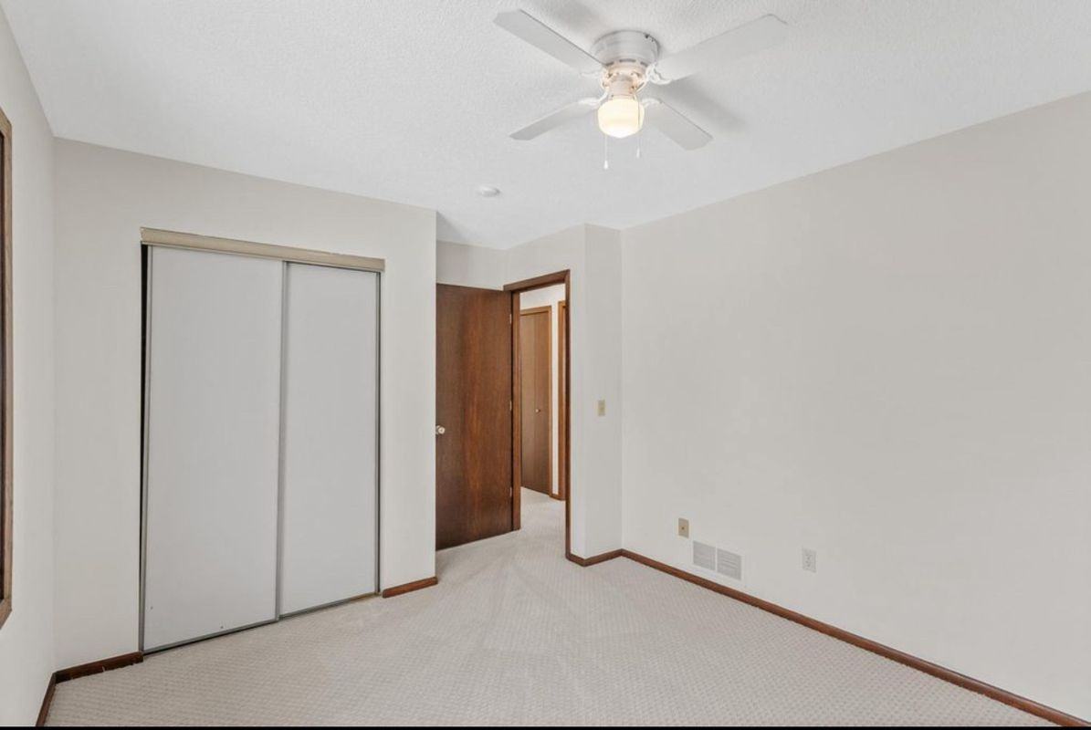 8372 Kentucky Ave N - Photo 2 of 13