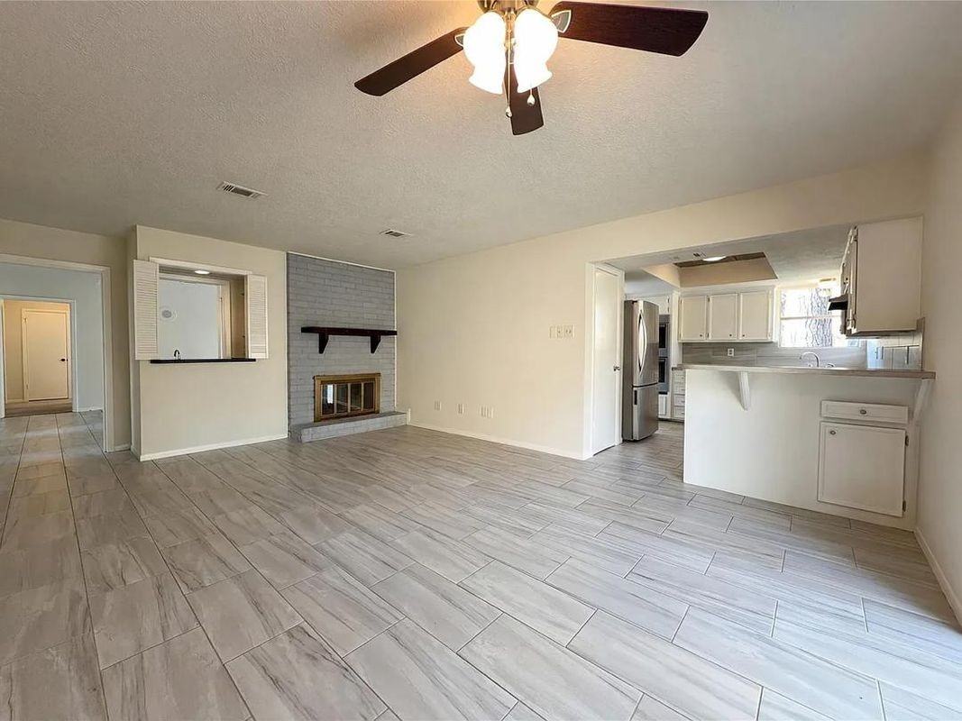 2411 Box Oak Pl - Photo 3 of 16