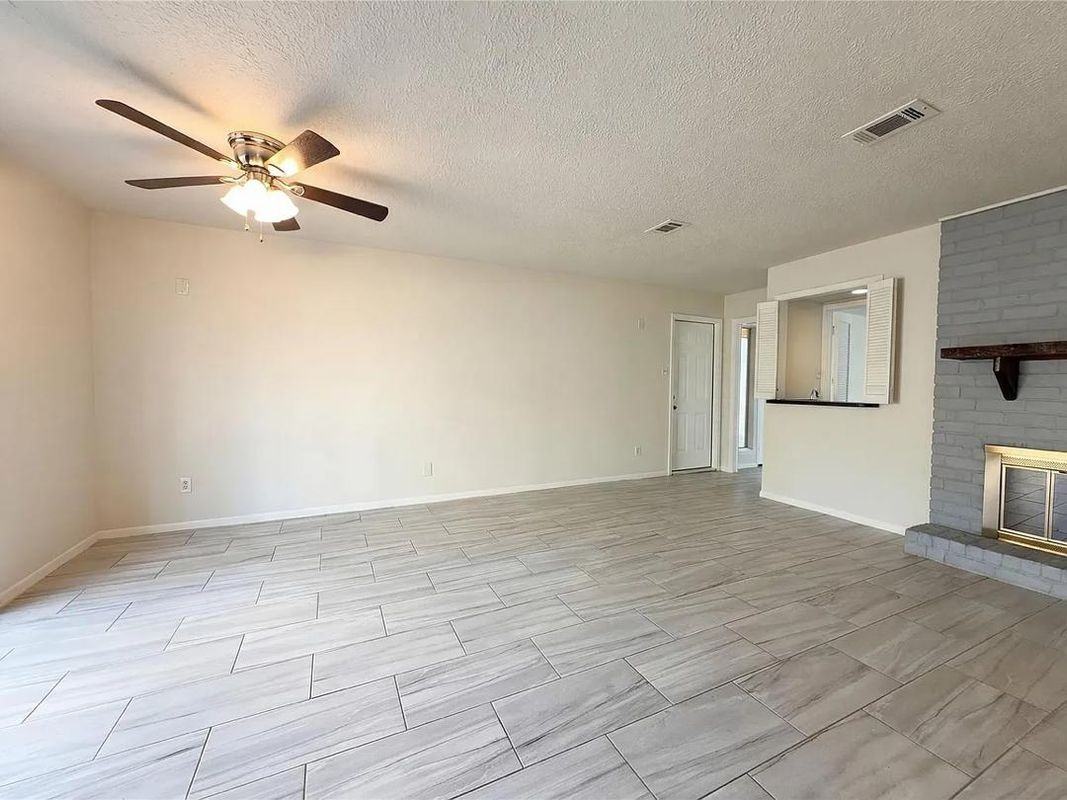 2411 Box Oak Pl - Photo 4 of 16