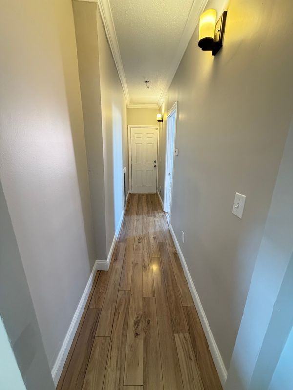 171 Capen St - Photo 2 of 17