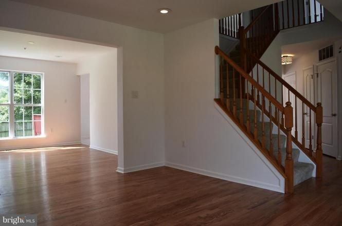 7205 Ballantrae Ct - Photo 2 of 22