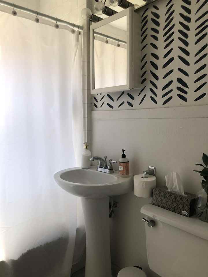 1416 S Lorenzo Ave #4 - Photo 2 of 11