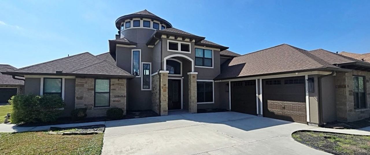 127 127 Bridgewater - 127 Bridgewater, Onalaska, TX. 77360 - Photo 2 of 50