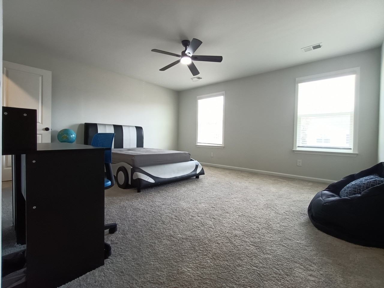 19 Tansey Ct - Photo 5 of 31