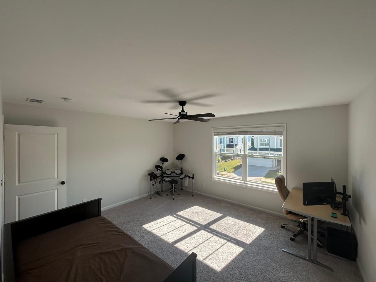 19 Tansey Ct - Photo 3 of 31