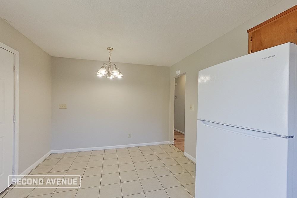 434 15th Ter Nw - Photo 7 of 25