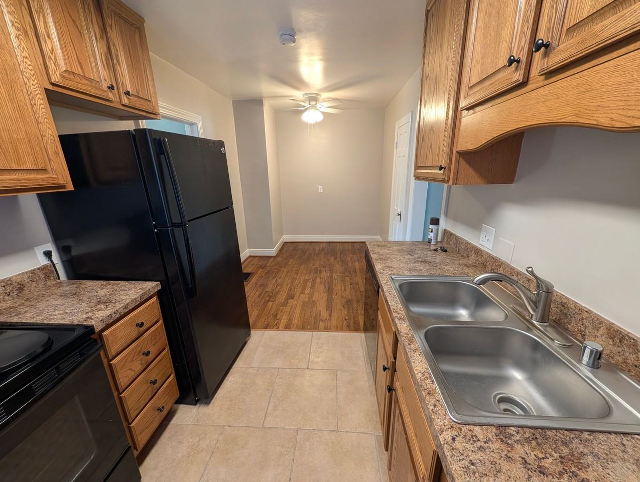 383 Galt Ave. 1br/1ba apartment for rent - Photo 5 of 7