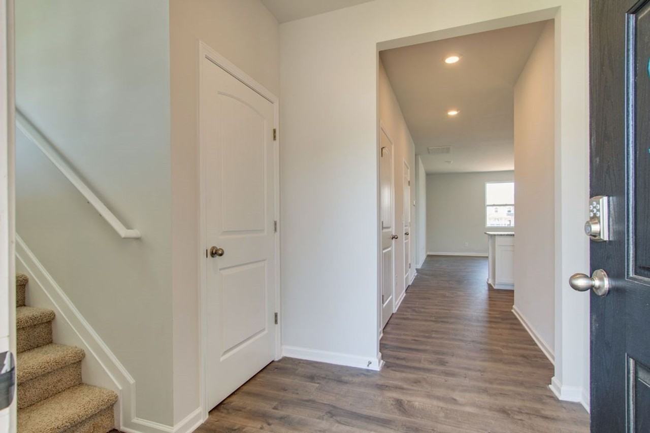 129 Stammer Farms Blvd - Photo 4 of 42