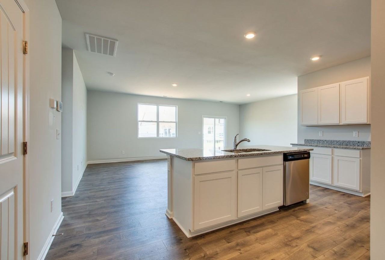 129 Stammer Farms Blvd - Photo 7 of 42