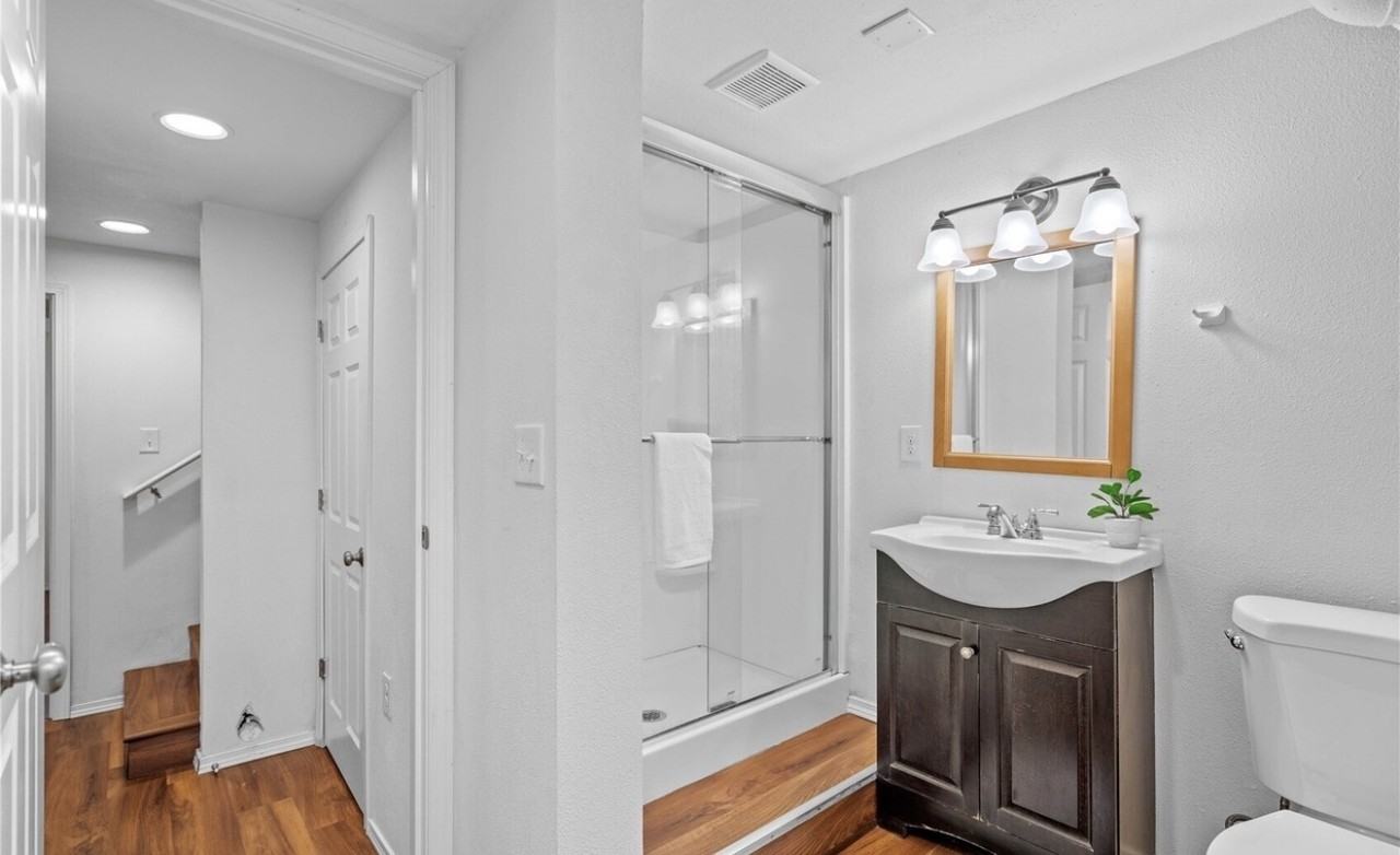 616 117th St S - Photo 4 of 5