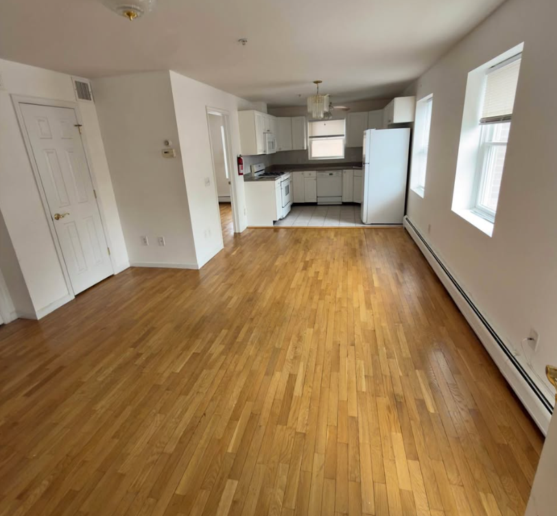 37 Bergen Blvd #1 - Photo 5 of 7