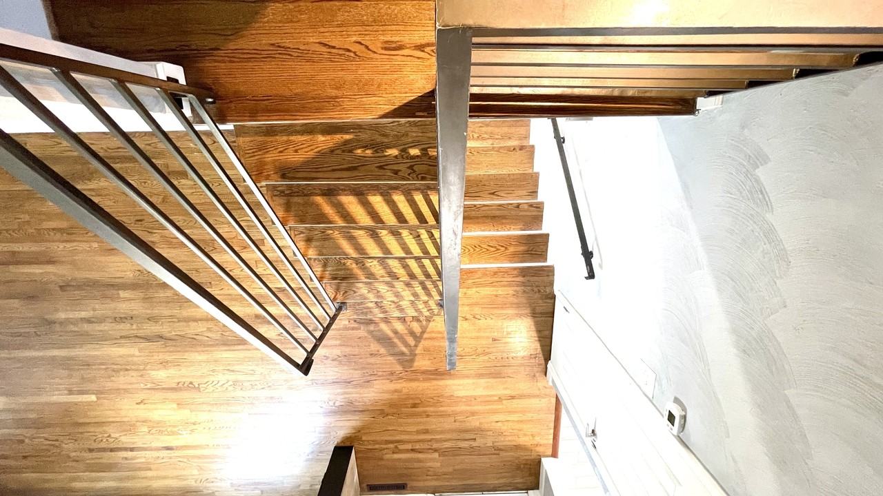 329 Jacqueline Ave - Photo 2 of 38