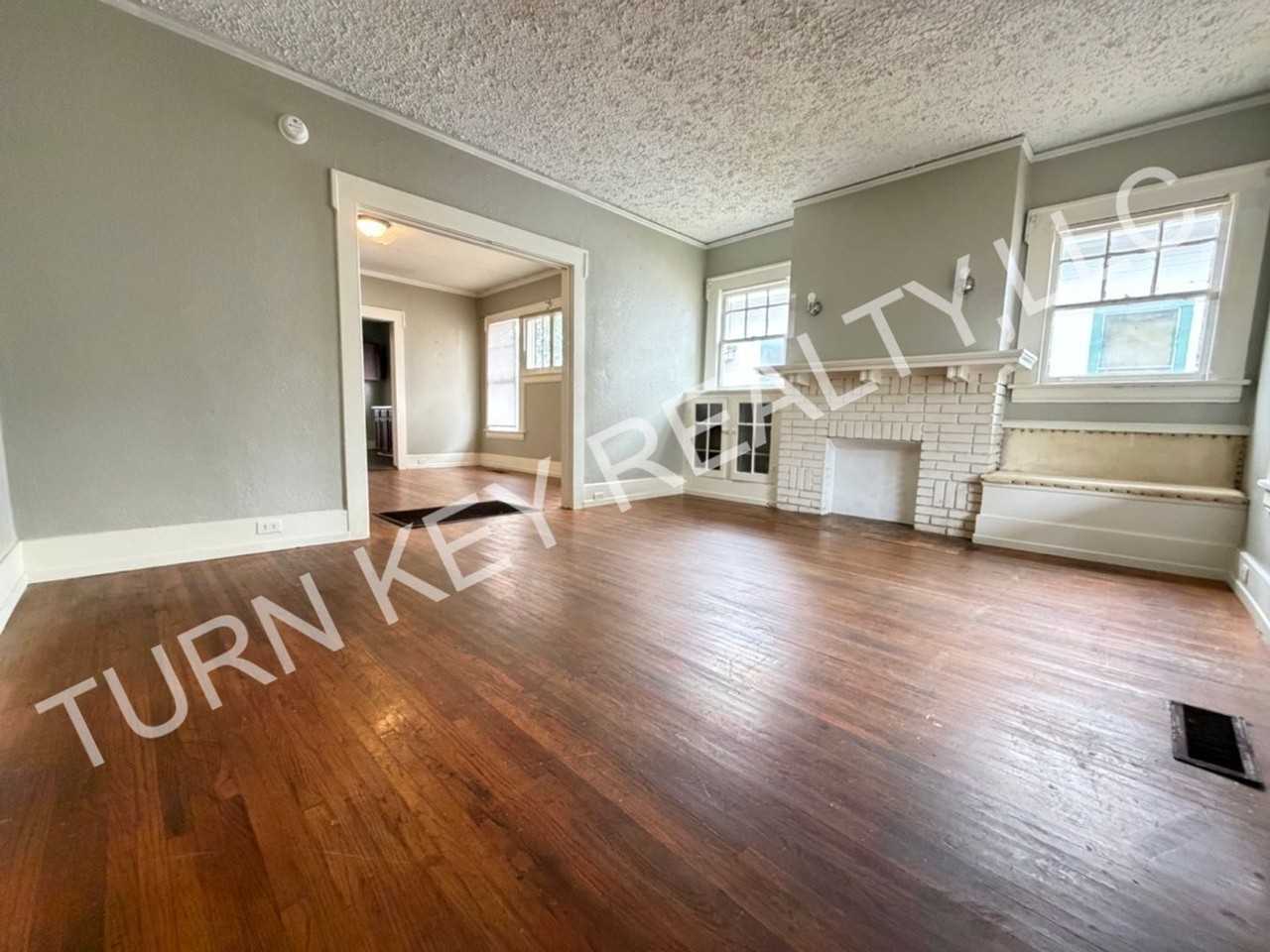 1782 Mcmillon Ave Sw - Photo 3 of 16