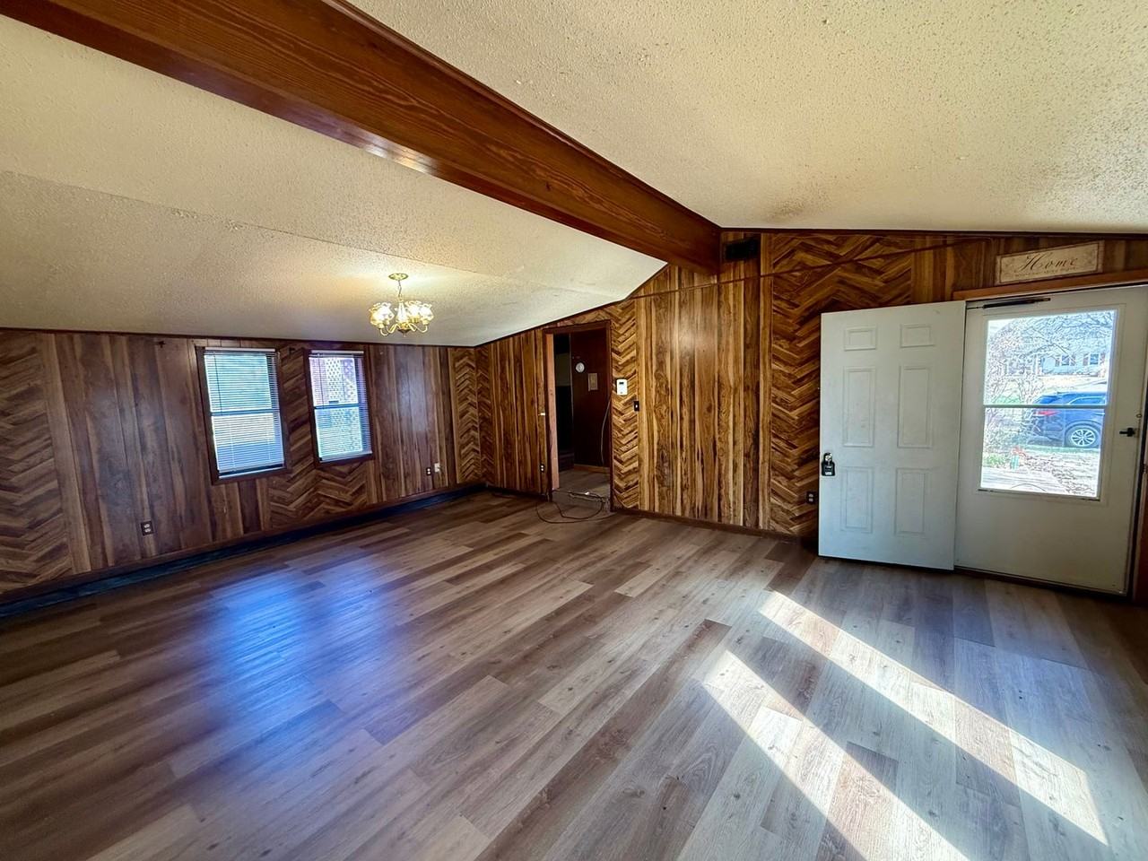 1937 Edgewood St - Photo 3 of 12